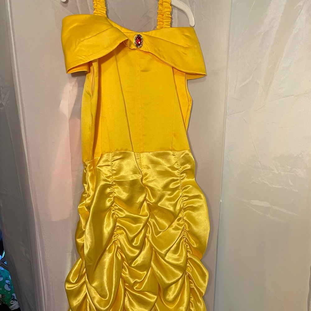 Yellow dress